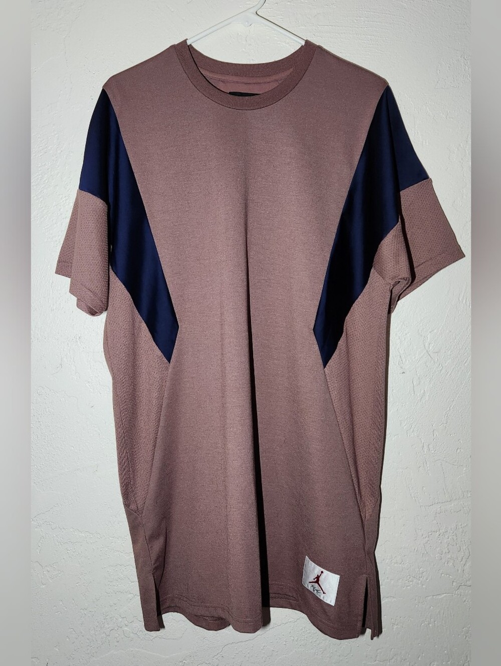 EUC Nike Air Jordan Men's Size L Flight Heritage Dark Pony/Obsidian T-Shirt